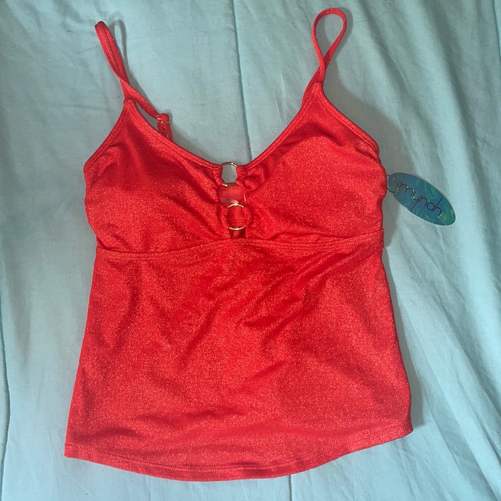Groovy Tank